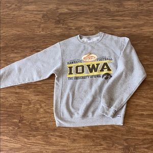 NEW IOWA CREW SWEATSHIRT OUTBACK BOWL SIZE SMALL